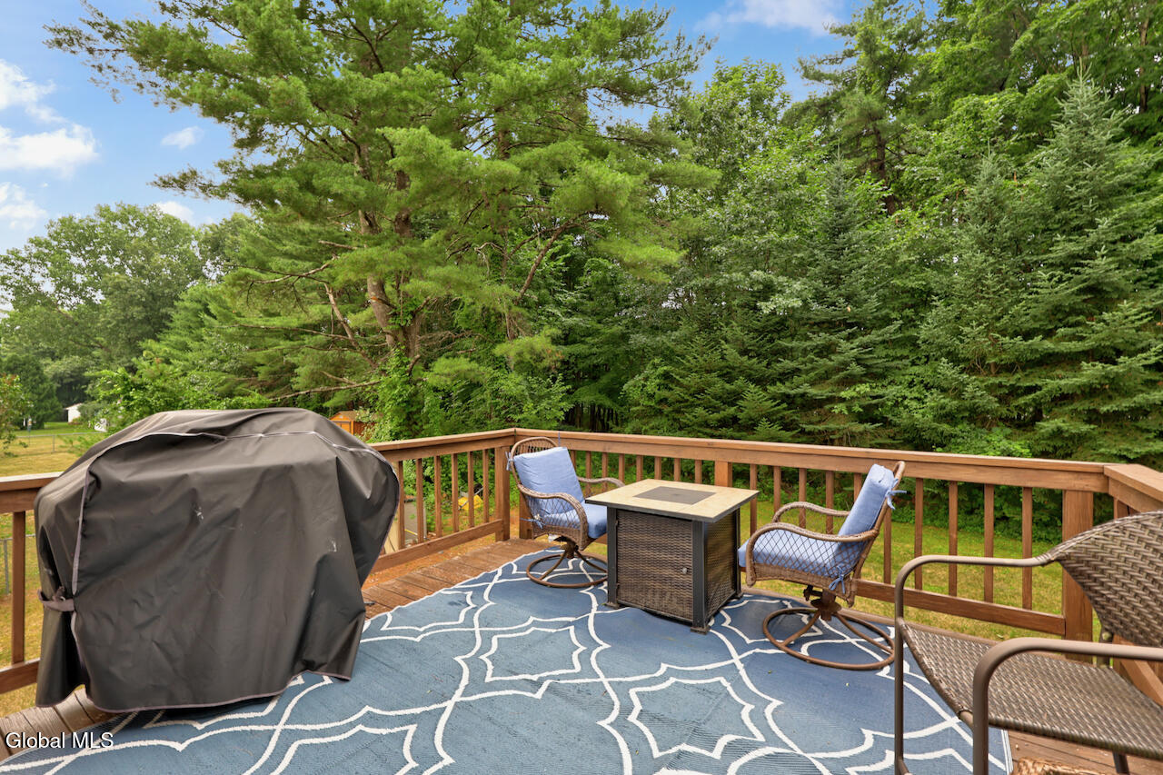 7 Glenwood Drive Saratoga Springs NY 12866