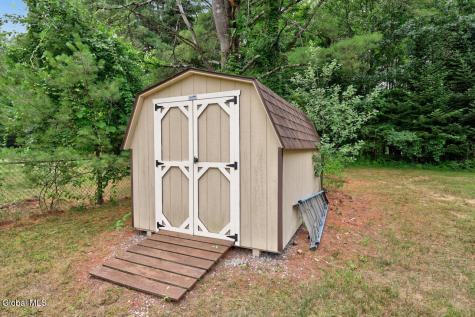 7 Glenwood Drive Saratoga Springs NY 12866