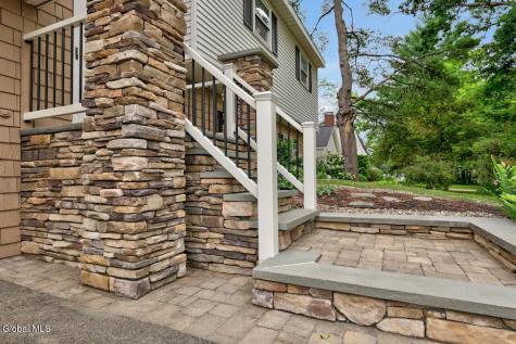 7 Glenwood Drive Saratoga Springs NY 12866