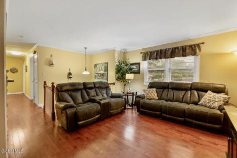 7 Glenwood Drive Saratoga Springs NY 12866