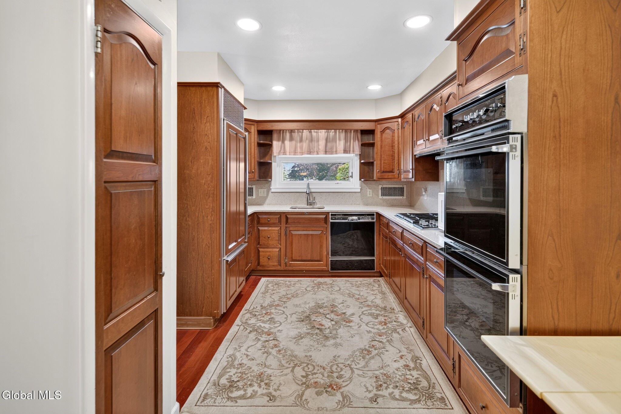 30 Colonial Avenue Albany NY 12203