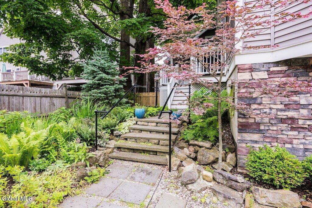 135 Grand Avenue Saratoga Springs NY 12866