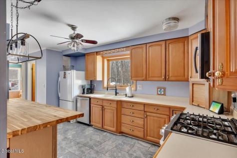 6 Evergreen Boulevard Glenville NY 12302