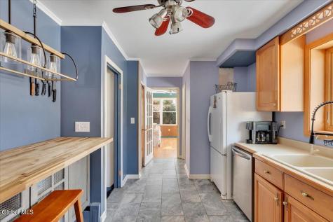 6 Evergreen Boulevard Glenville NY 12302