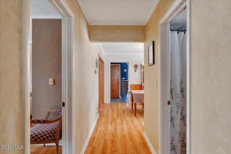 6 Evergreen Boulevard Glenville NY 12302