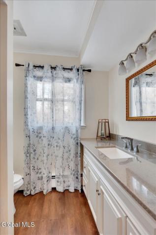 6 Evergreen Boulevard Glenville NY 12302