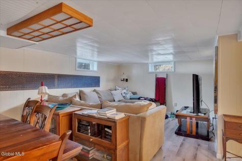 6 Evergreen Boulevard Glenville NY 12302