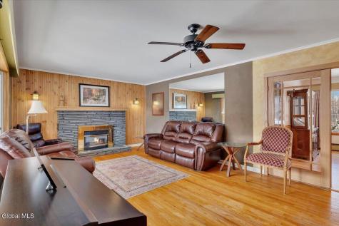 6 Evergreen Boulevard Glenville NY 12302