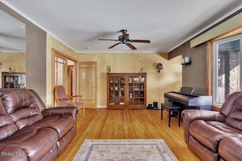 6 Evergreen Boulevard Glenville NY 12302