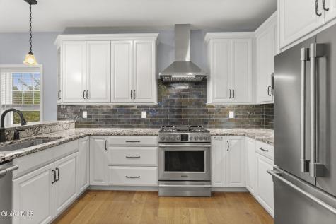 25 Cider Mill Way Saratoga Springs NY 12866