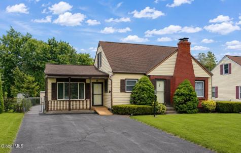 31 Saint George Place Schenectady NY 12304