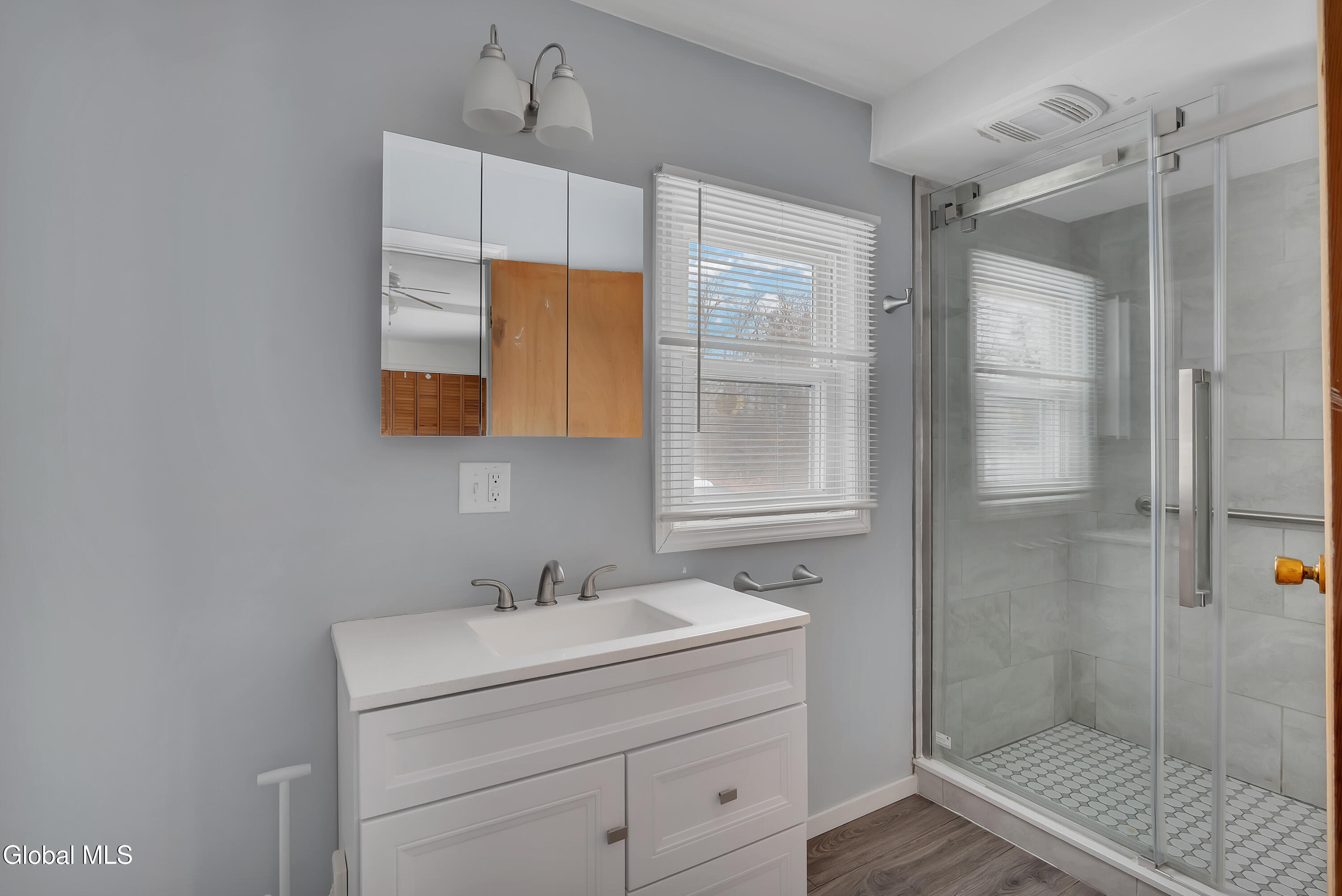 31 Saint George Place Schenectady NY 12304