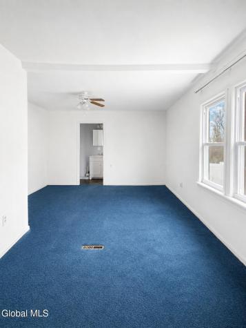 31 Saint George Place Schenectady NY 12304