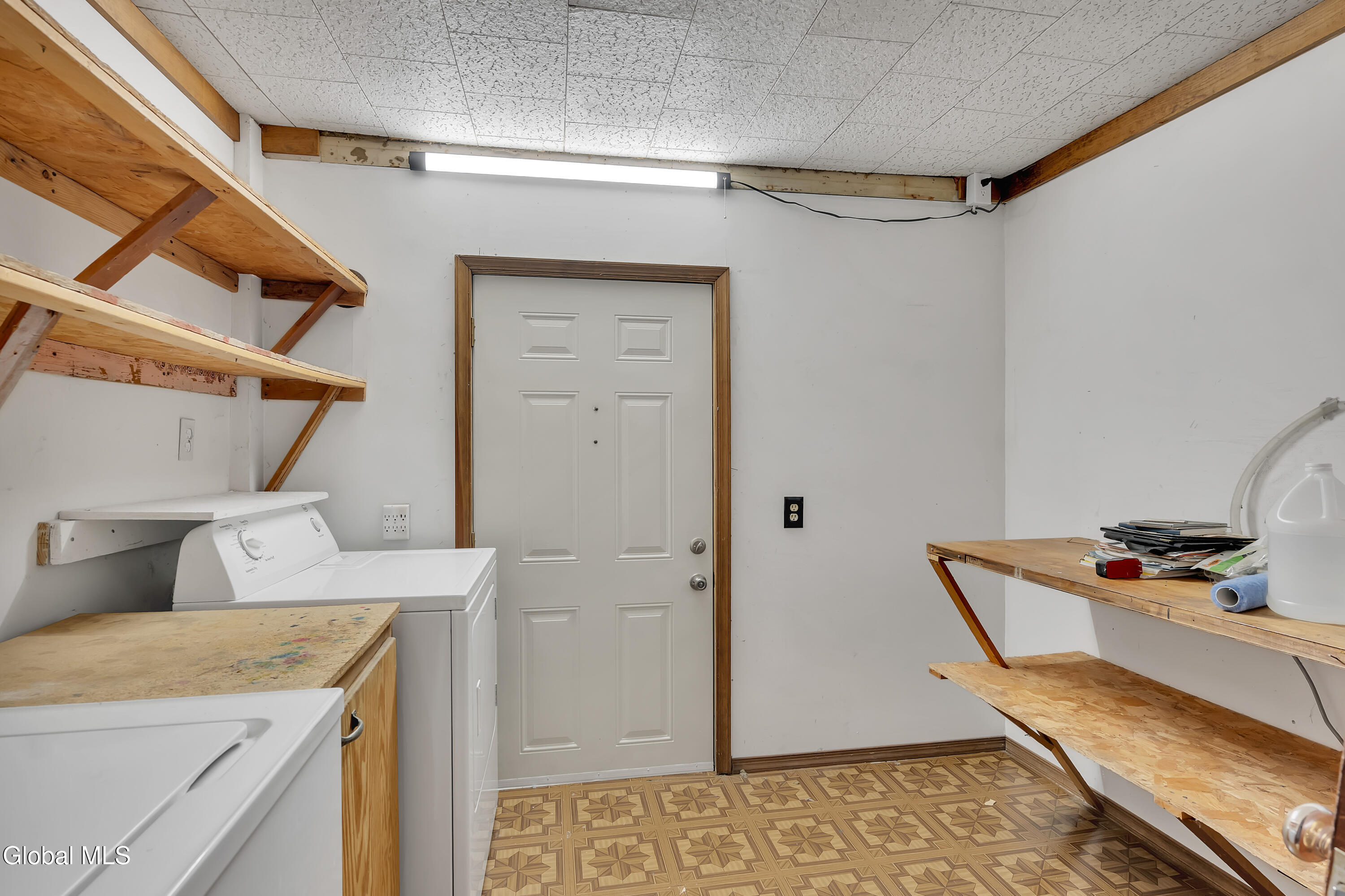 31 Saint George Place Schenectady NY 12304