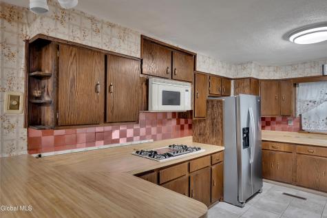 31 Saint George Place Schenectady NY 12304