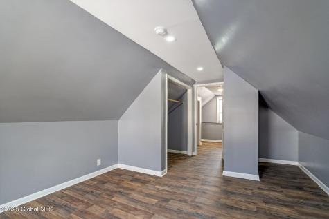 626 Lansing Street Schenectady NY 12303