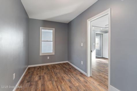 626 Lansing Street Schenectady NY 12303