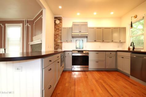 72 N Pine Avenue Albany NY 12203