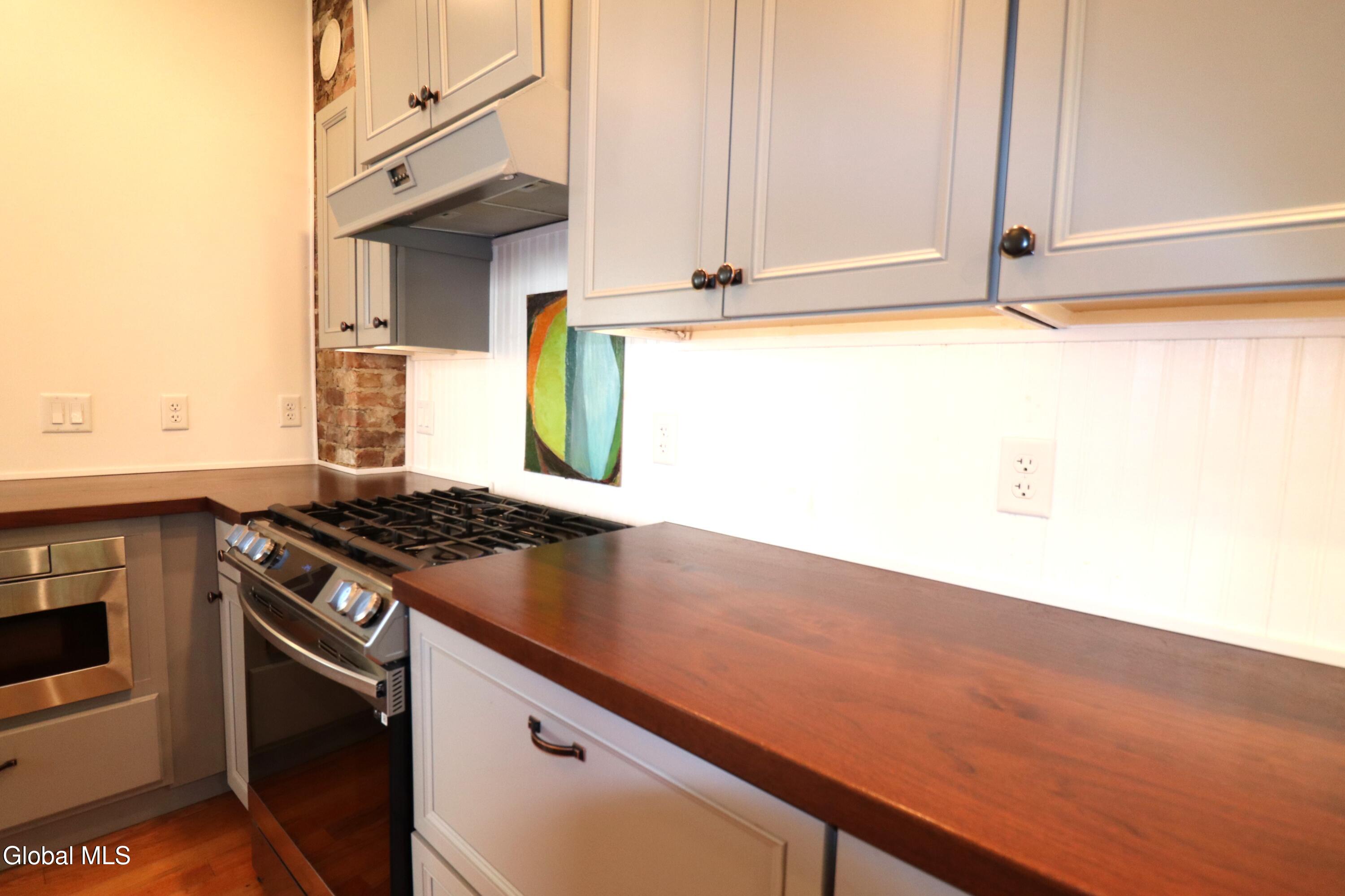 72 N Pine Avenue Albany NY 12203