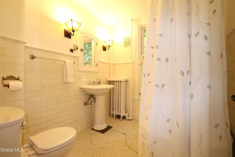 72 N Pine Avenue Albany NY 12203