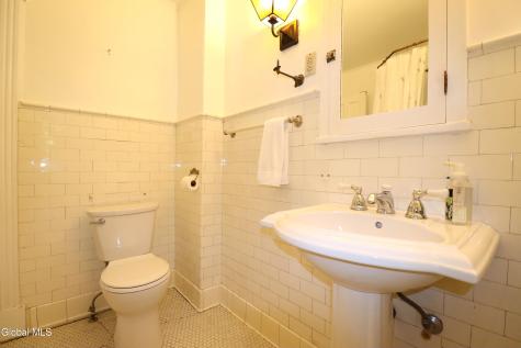 72 N Pine Avenue Albany NY 12203