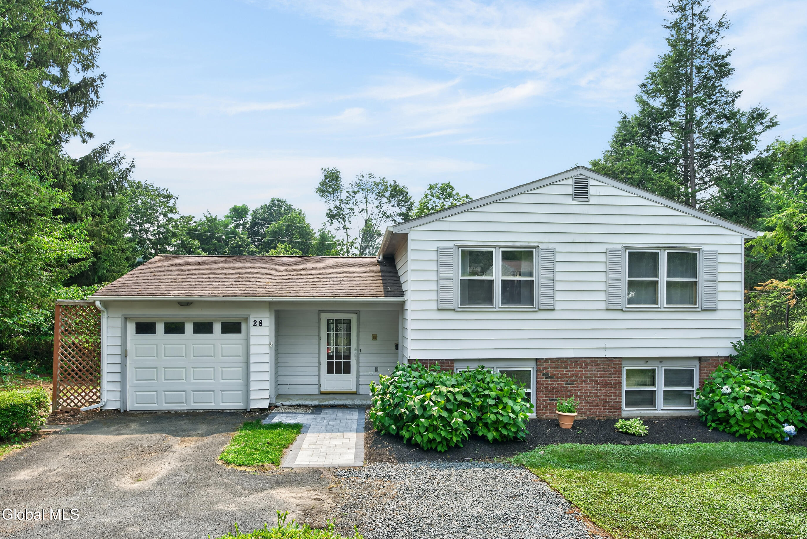 28 Tamarack Lane East Greenbush NY 12061