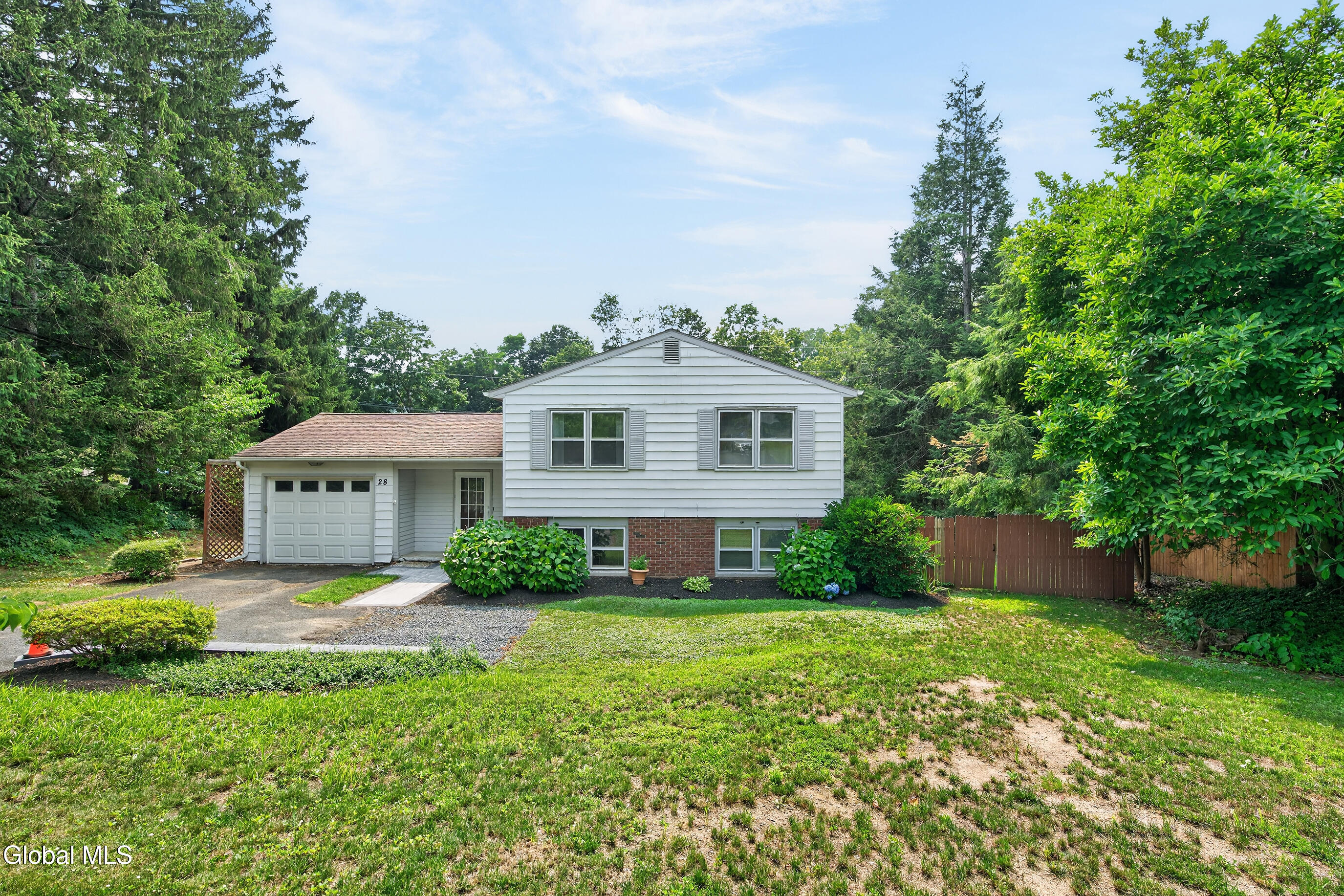 28 Tamarack Lane East Greenbush NY 12061