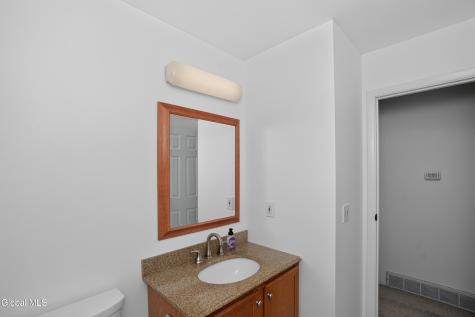 28 Tamarack Lane East Greenbush NY 12061