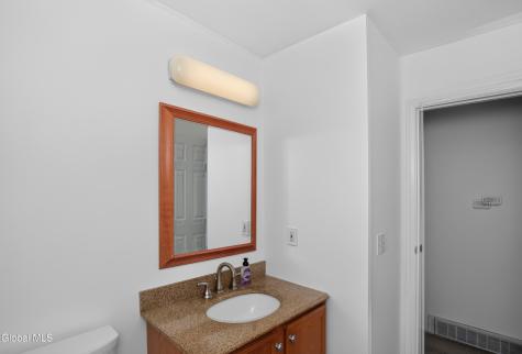 28 Tamarack Lane East Greenbush NY 12061