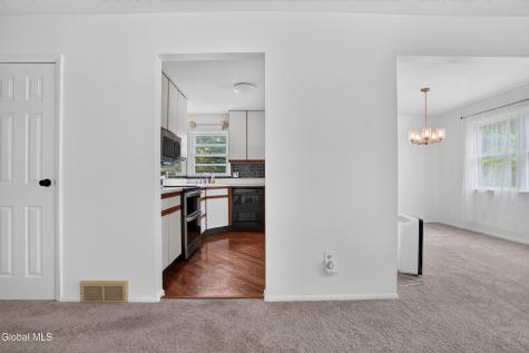 28 Tamarack Lane East Greenbush NY 12061