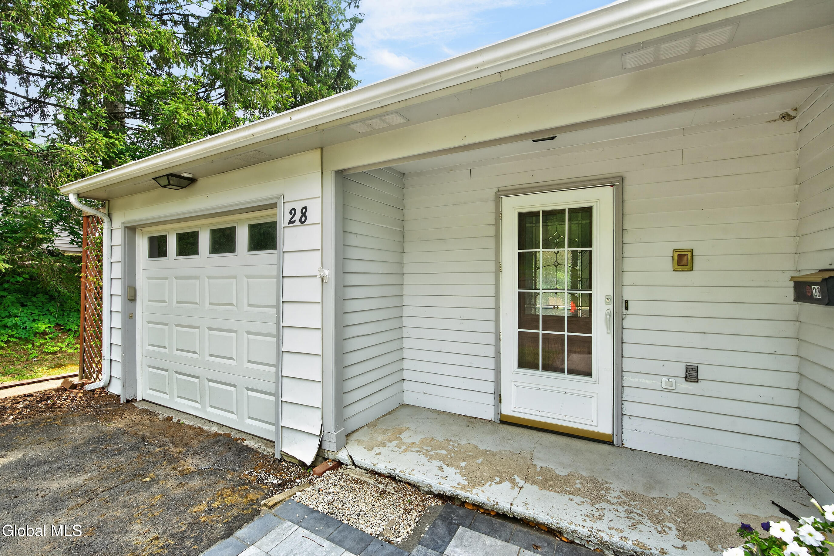 28 Tamarack Lane East Greenbush NY 12061