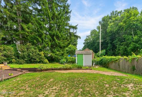28 Tamarack Lane East Greenbush NY 12061