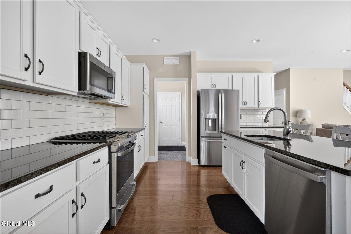 13 Summerhill Drive Ballston NY 12027