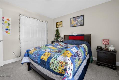 13 Summerhill Drive Ballston NY 12027
