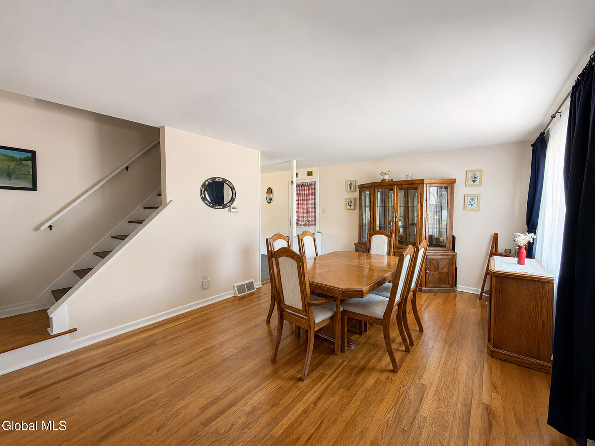 2540 Putnam Street Schenectady NY 12304