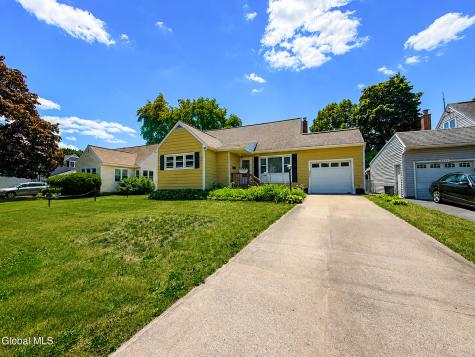 2540 Putnam Street Schenectady NY 12304