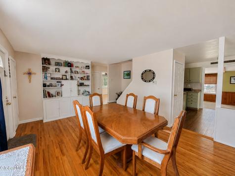 2540 Putnam Street Schenectady NY 12304