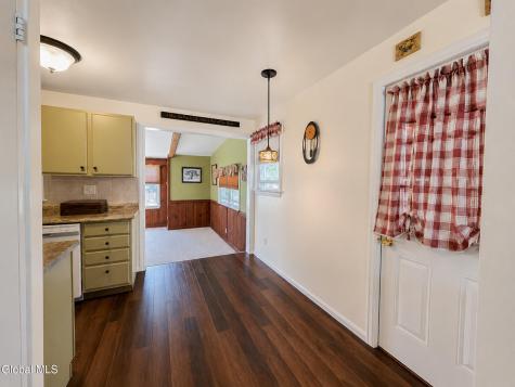 2540 Putnam Street Schenectady NY 12304
