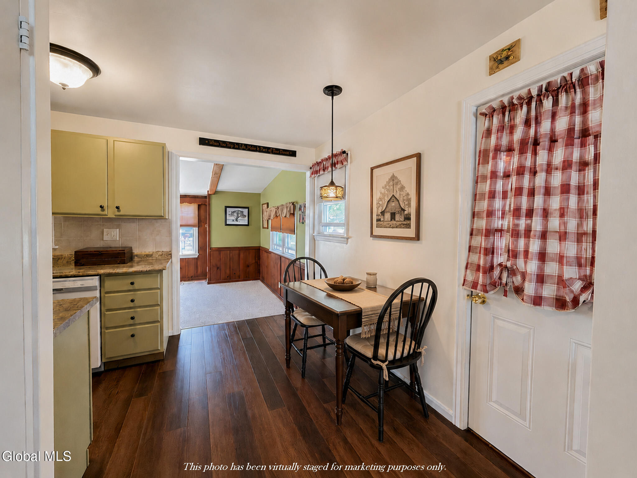 2540 Putnam Street Schenectady NY 12304