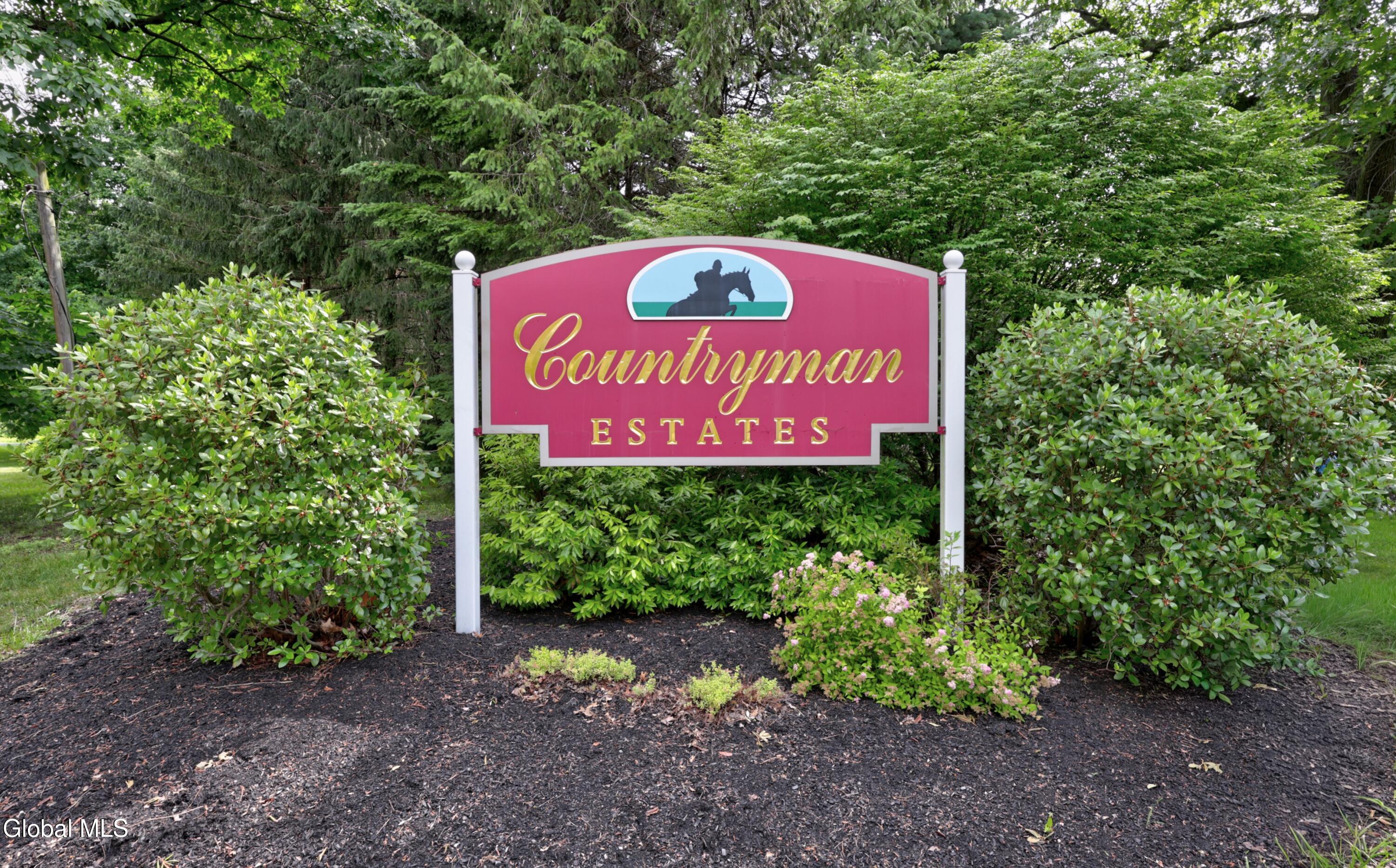 14 Thoroughbred Way Clifton Park NY 12065