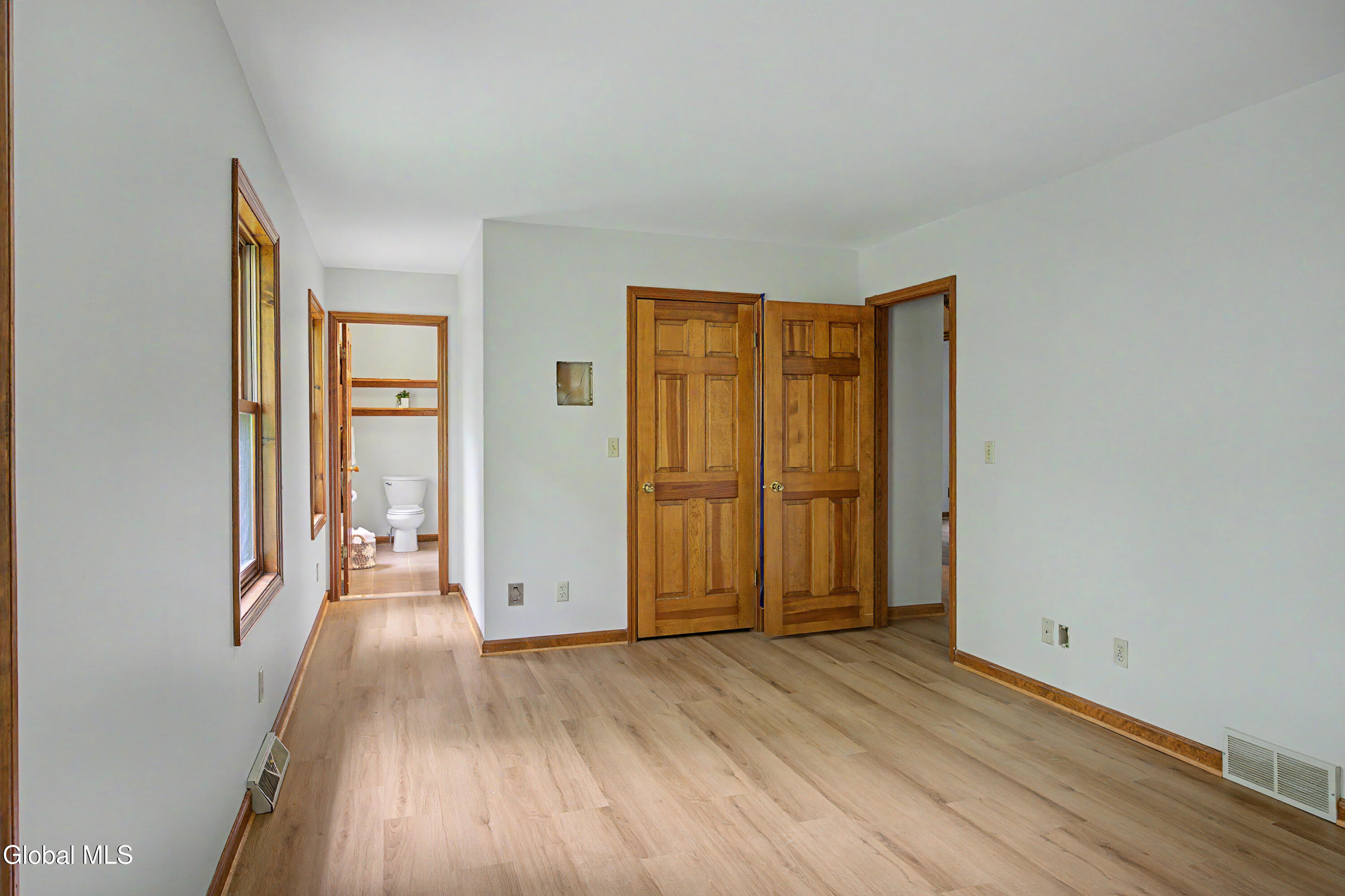 14 Thoroughbred Way Clifton Park NY 12065