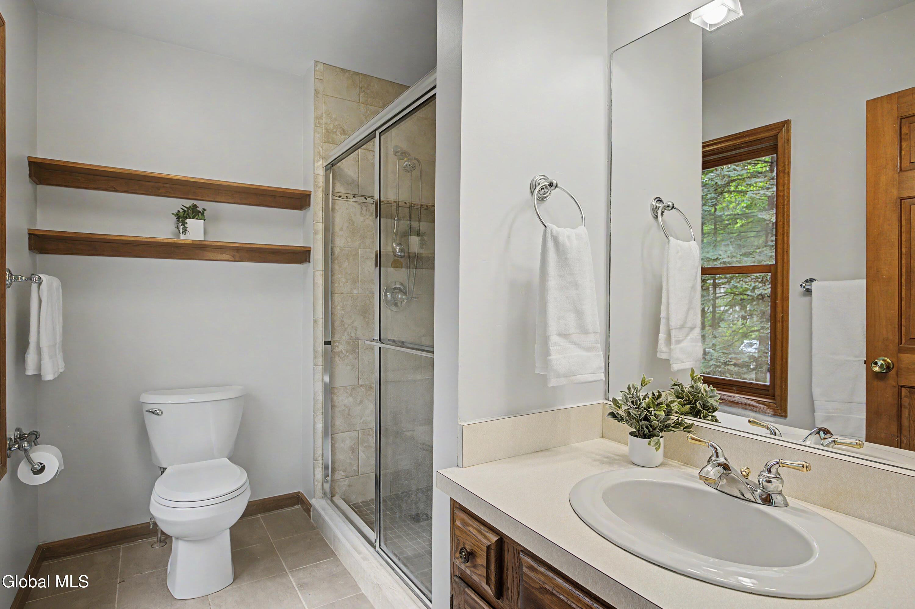 14 Thoroughbred Way Clifton Park NY 12065