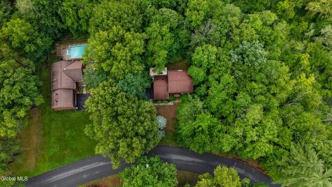 14 Thoroughbred Way Clifton Park NY 12065