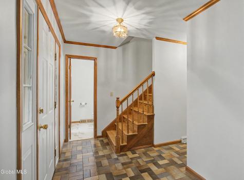 14 Thoroughbred Way Clifton Park NY 12065