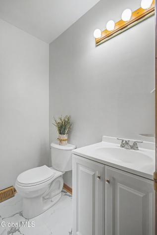 14 Thoroughbred Way Clifton Park NY 12065