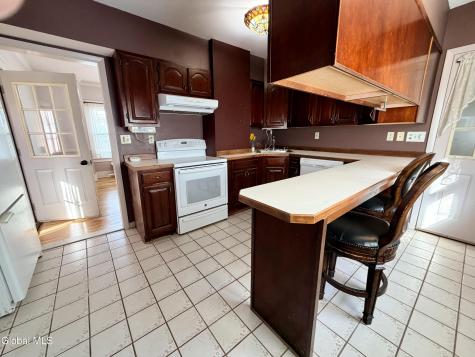 11 Crescent Avenue Amsterdam NY 12010