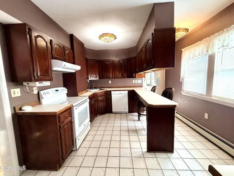 11 Crescent Avenue Amsterdam NY 12010