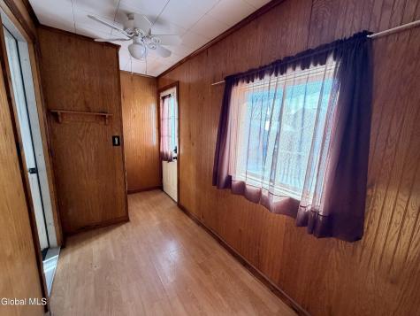 11 Crescent Avenue Amsterdam NY 12010