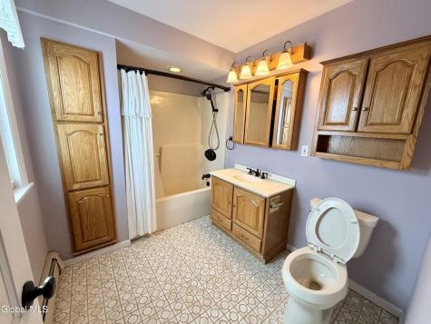 11 Crescent Avenue Amsterdam NY 12010