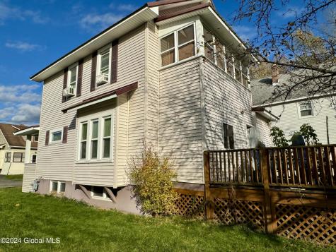 11 Crescent Avenue Amsterdam NY 12010